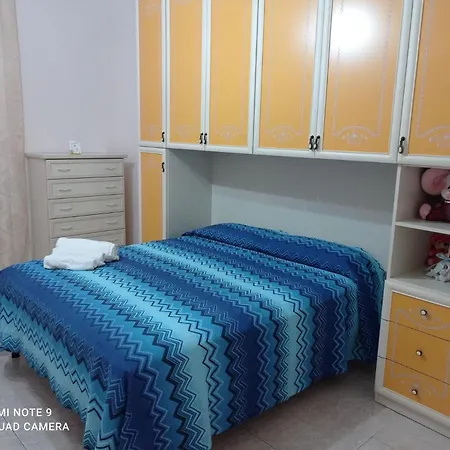 Taras House Таранто